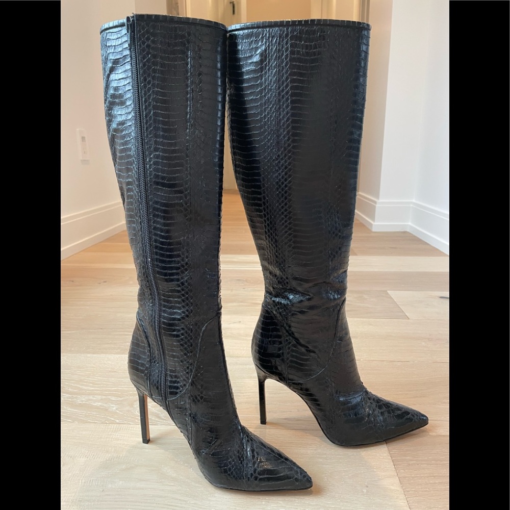 High Snake Skin Boots Manolo Blahnik